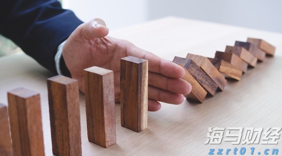股票ETF赎回加剧 创年内次高点 “卖宽基ETF买行业ETF”新趋势显现