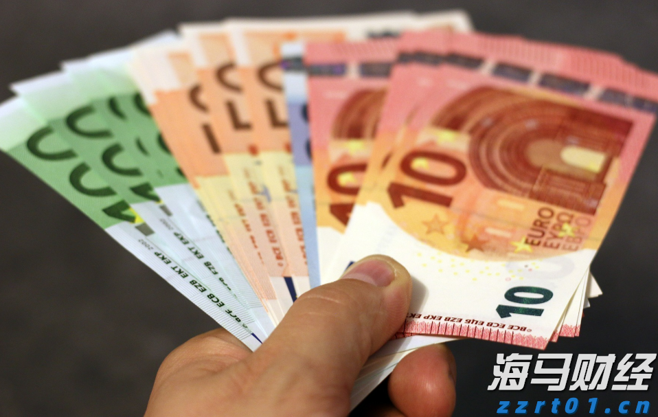 高盛：美股创新高之际对冲基金加速撤离科技股 转向消费必需品股